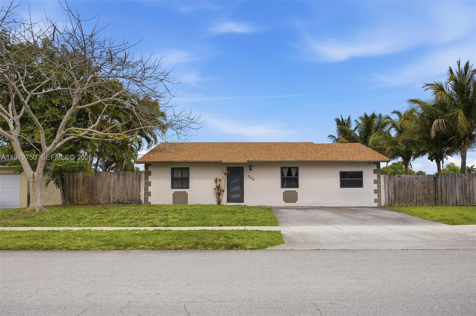 NORTH LAUDERDALE VILLAGE - Residential