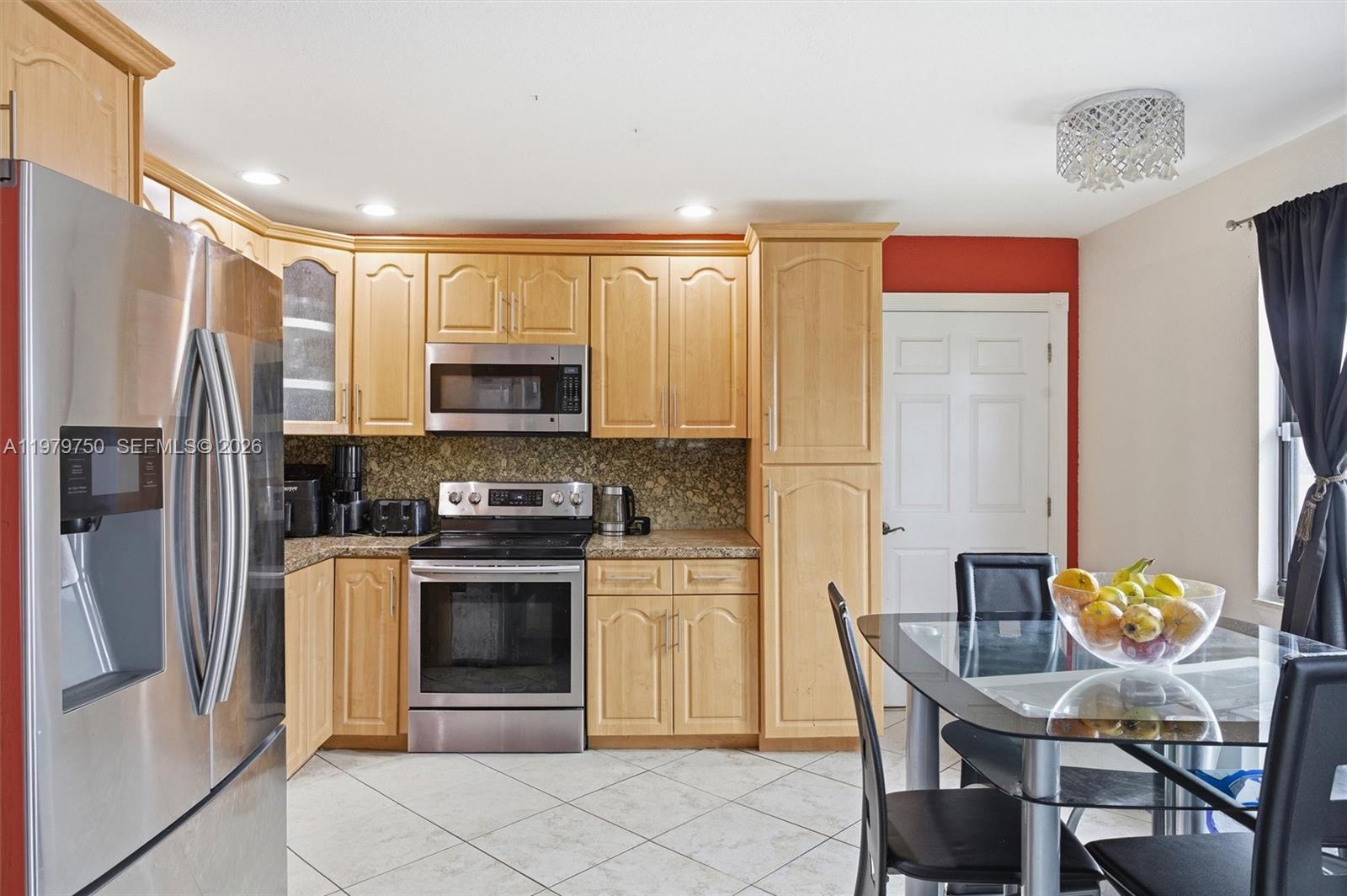 NORTH LAUDERDALE VILLAGE - Residential