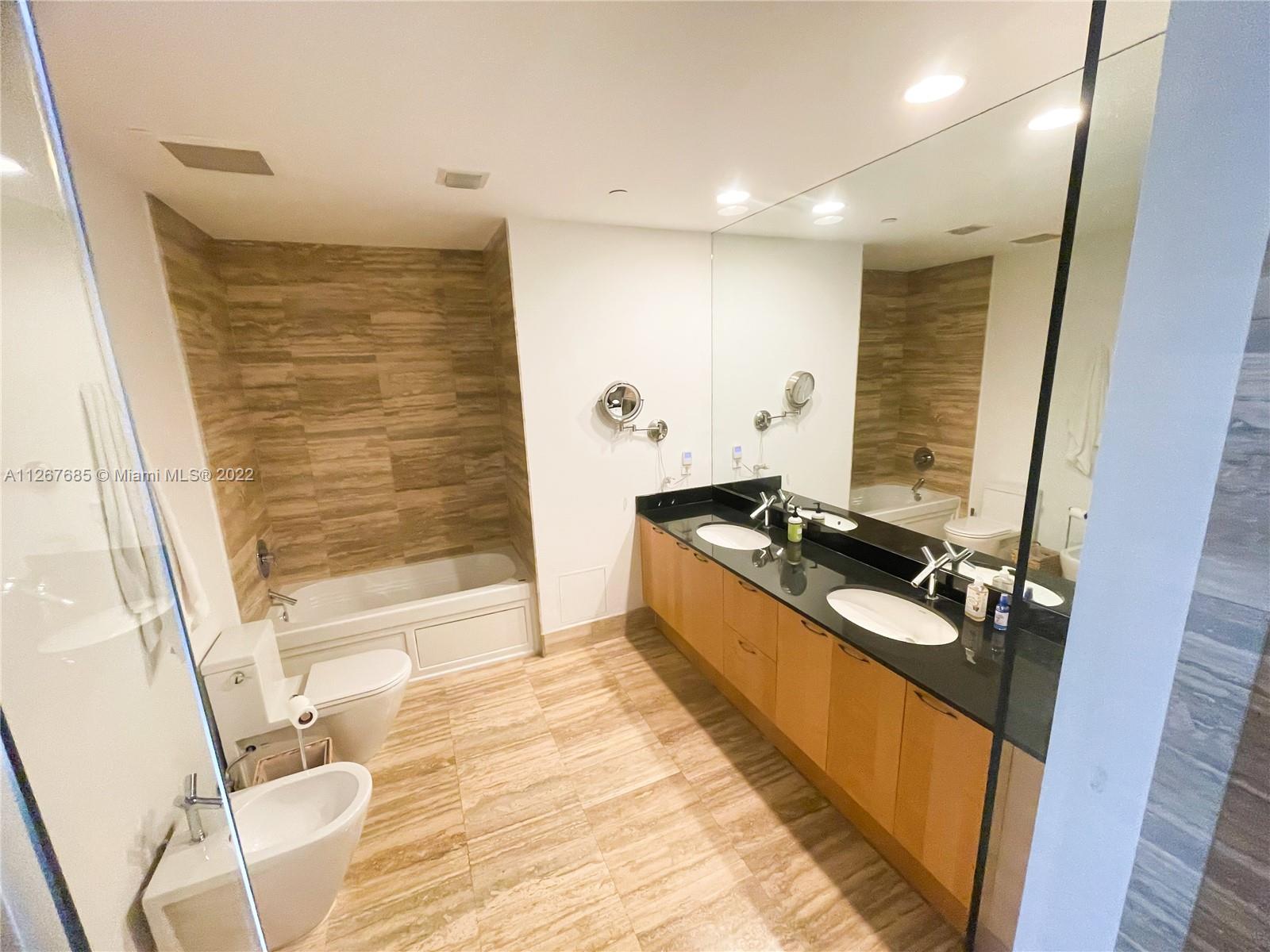 TDR TOWER II CONDO - Residential