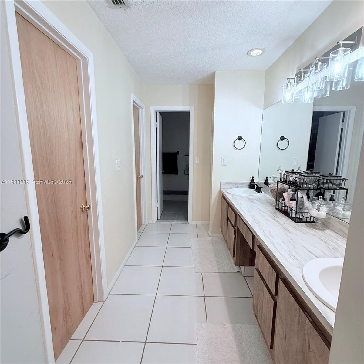 DEER RUN SPRINGS CONDO - Residential