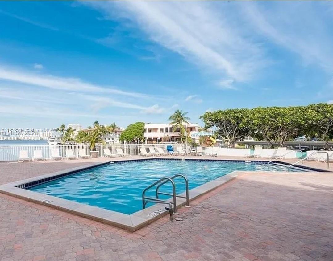 STRATFORD HOUSE CONDO - Residential Lease