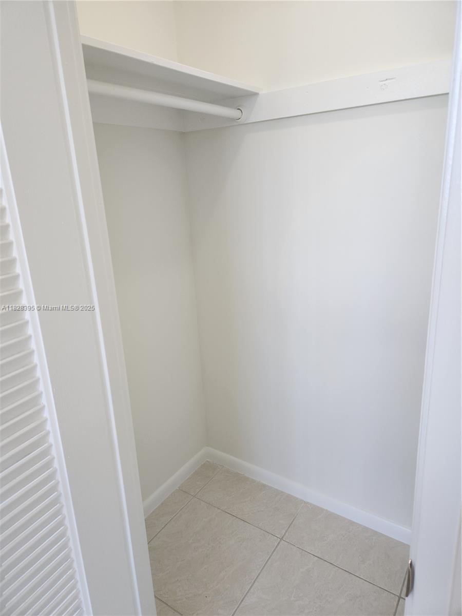 STRATFORD HOUSE CONDO - Residential Lease