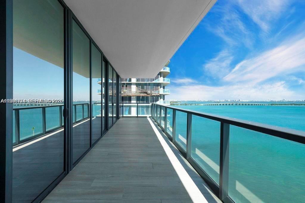 ELYSEE NANCY TERRACE - Residential