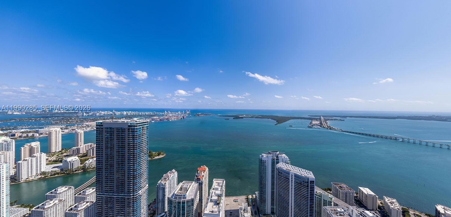 ORA by Casa Tua Brickell - Residential