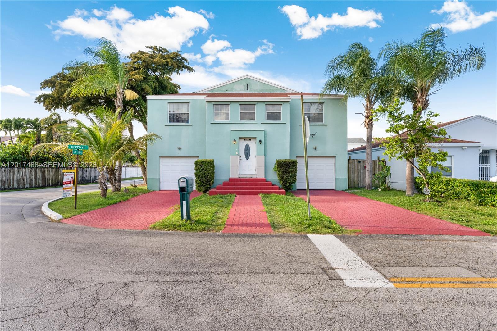 Single-family home situated on a 5,000 s/f corner lot with a 2-car garage. This residence offers 3 bedrooms and 3 bathrooms with 2,718 total s/f. Conveniently located near schools, hospitals, shopping centers, restaurants, and with easy access to major highways.