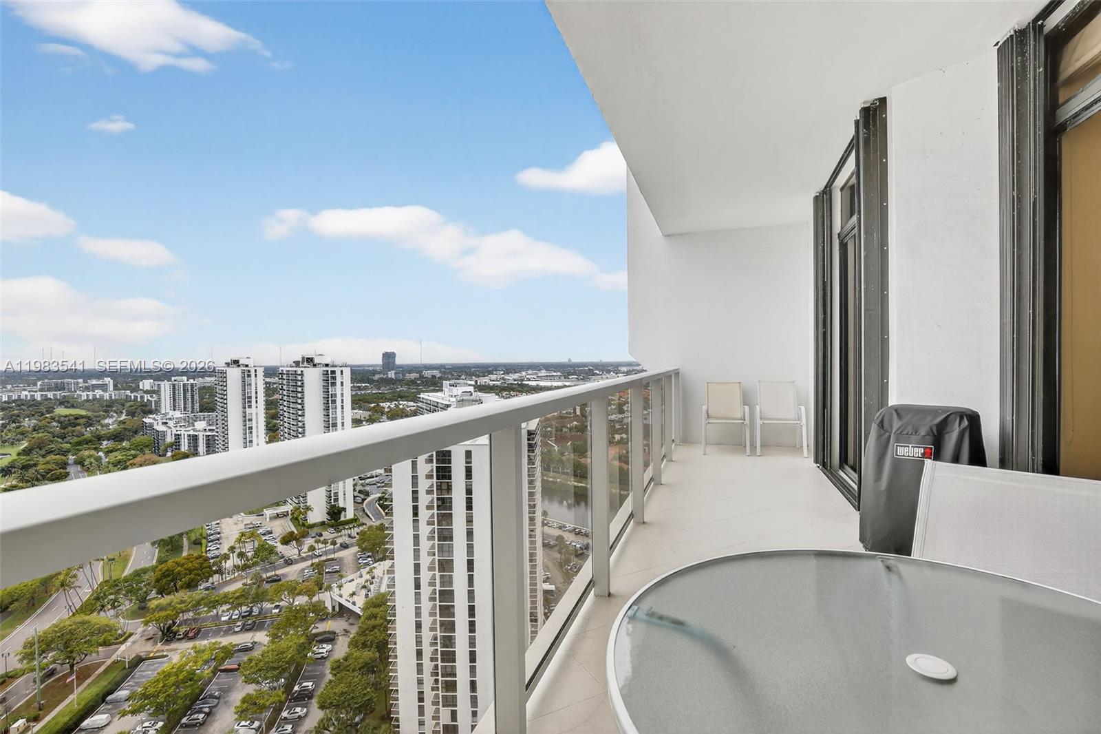 HAMPTONS WEST CONDO - Residential