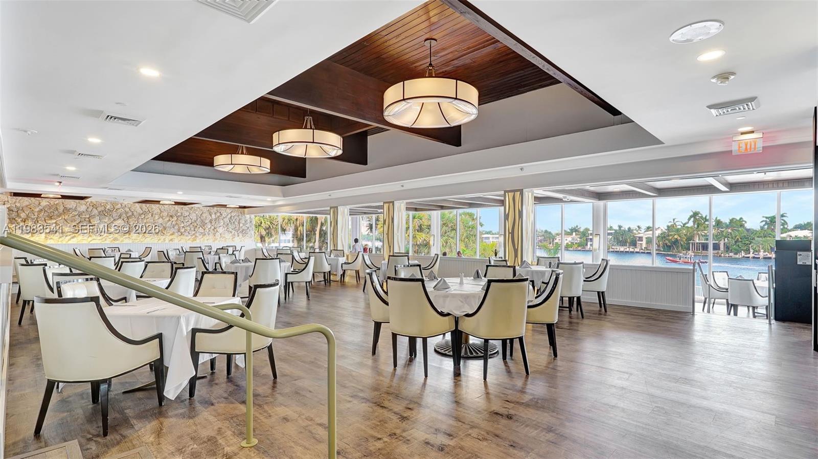 HAMPTONS WEST CONDO - Residential