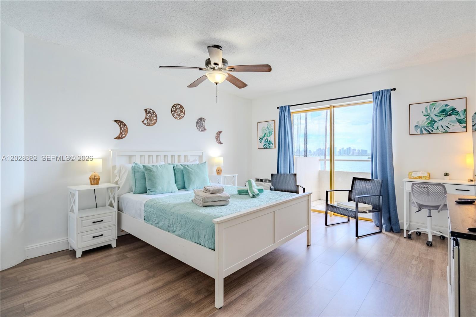 BAYSHORE YACHT & TENNIS - Residential