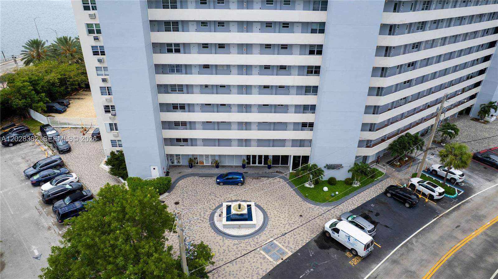 BAYSHORE YACHT & TENNIS - Residential