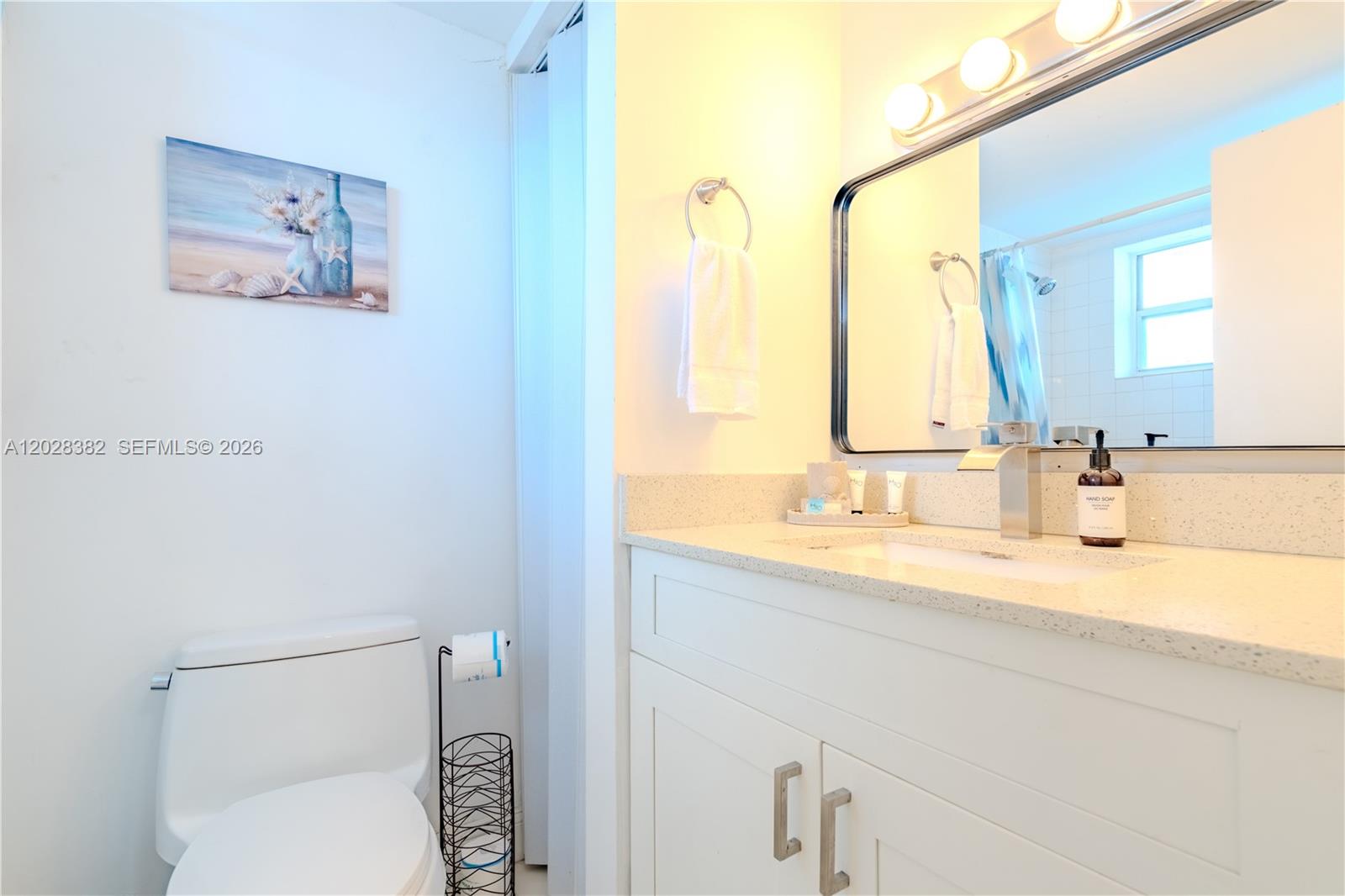 BAYSHORE YACHT & TENNIS - Residential