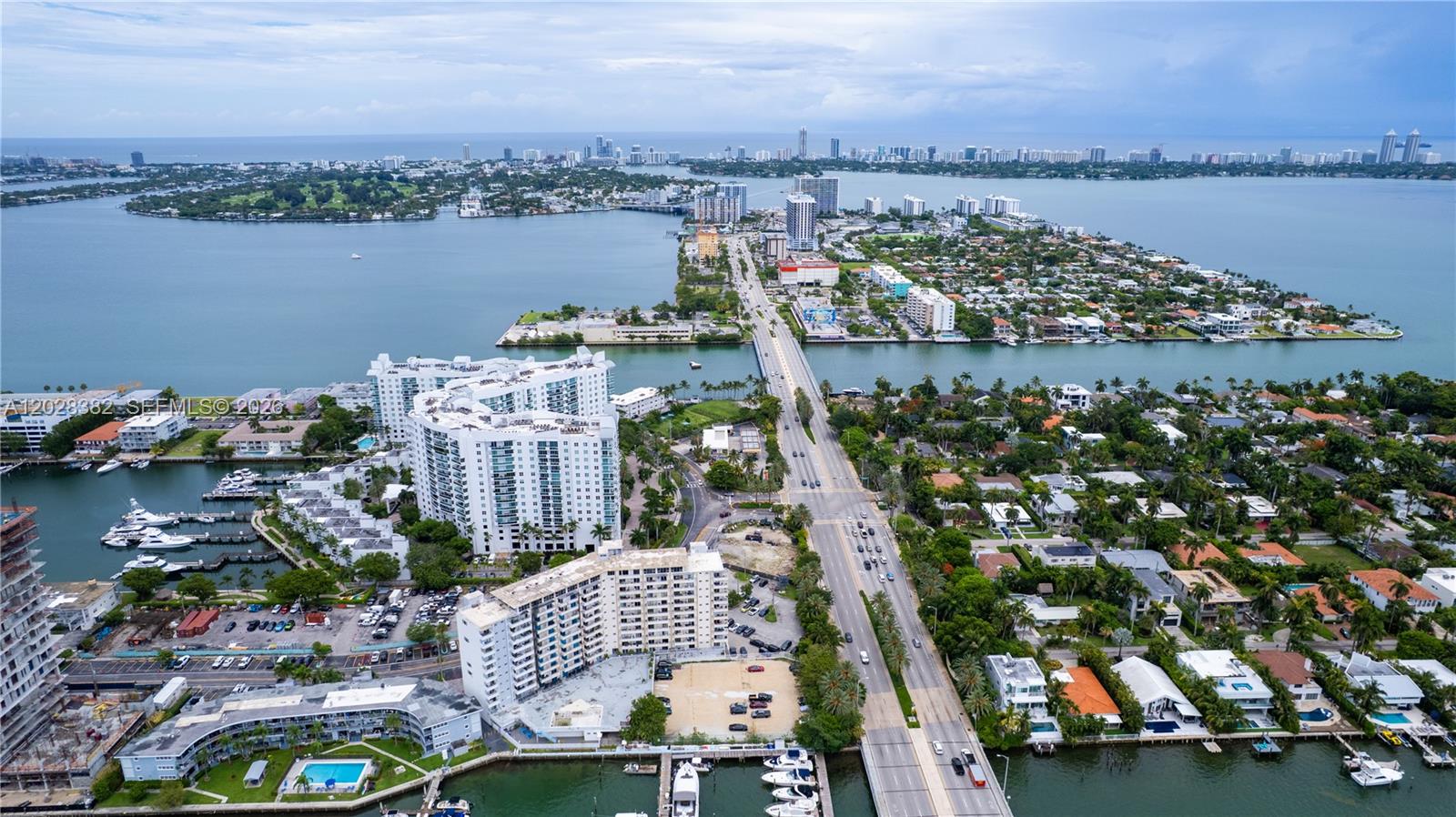 BAYSHORE YACHT & TENNIS - Residential