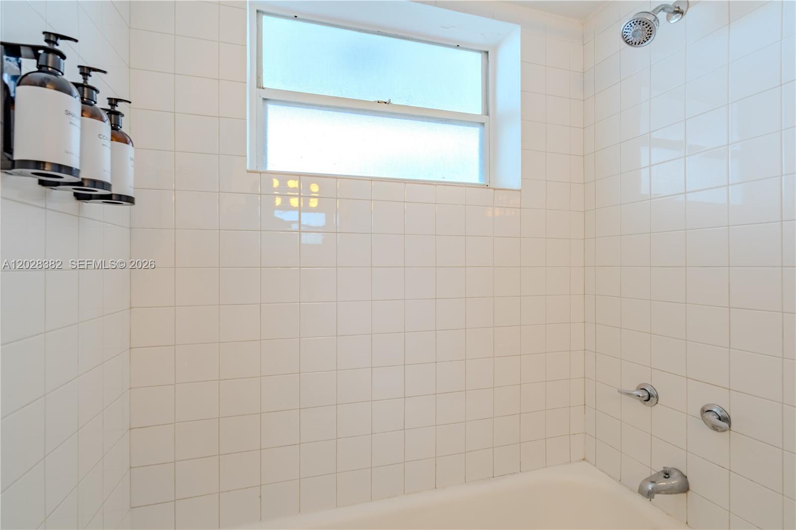 BAYSHORE YACHT & TENNIS - Residential