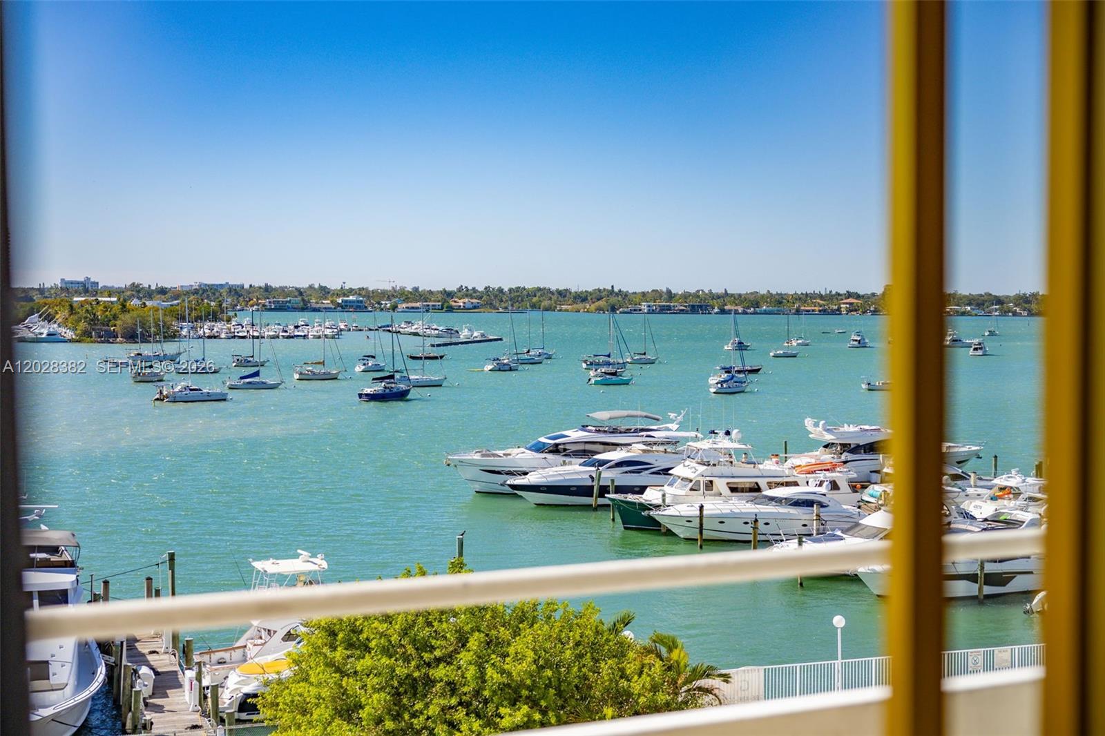 BAYSHORE YACHT & TENNIS - Residential