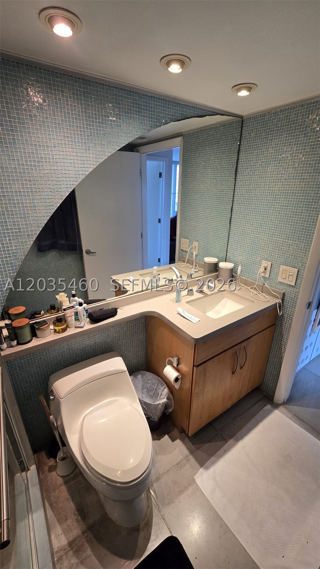 THE MARK ON BRICKELL COND - Residential Lease