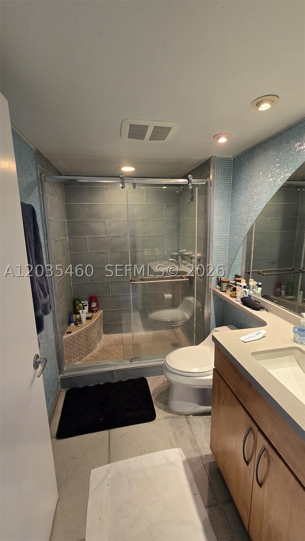 THE MARK ON BRICKELL COND - Residential Lease