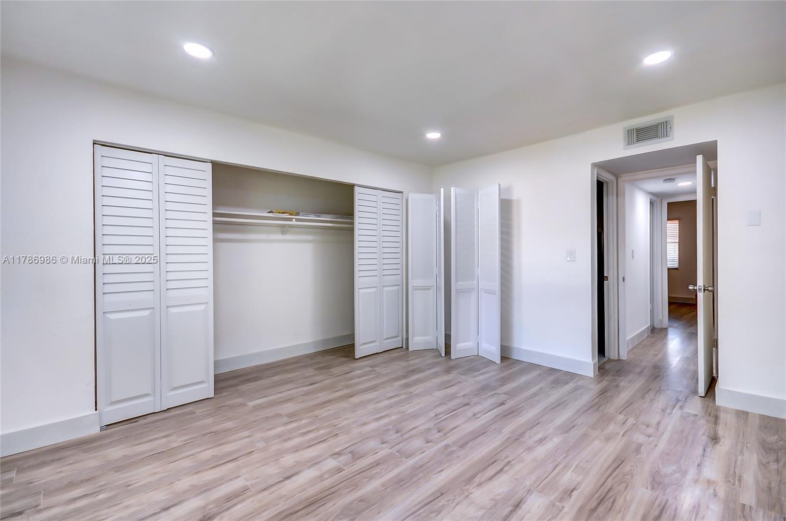 PINE GROVE CONDO - Residential Lease