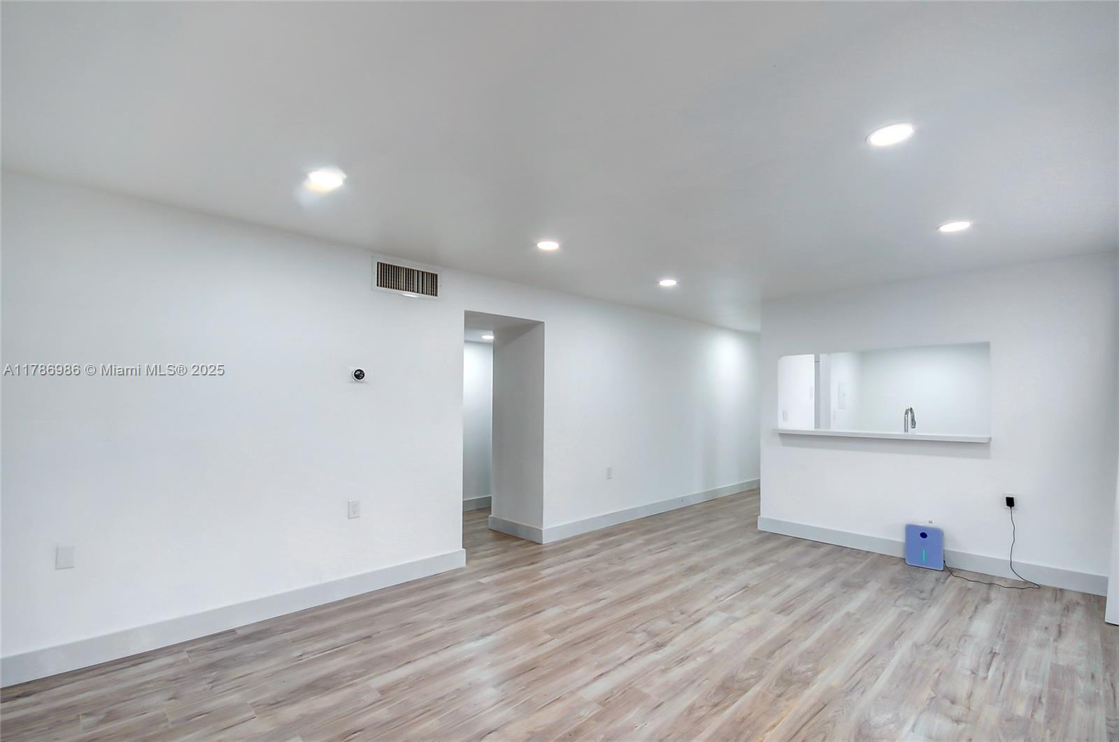 PINE GROVE CONDO - Residential Lease