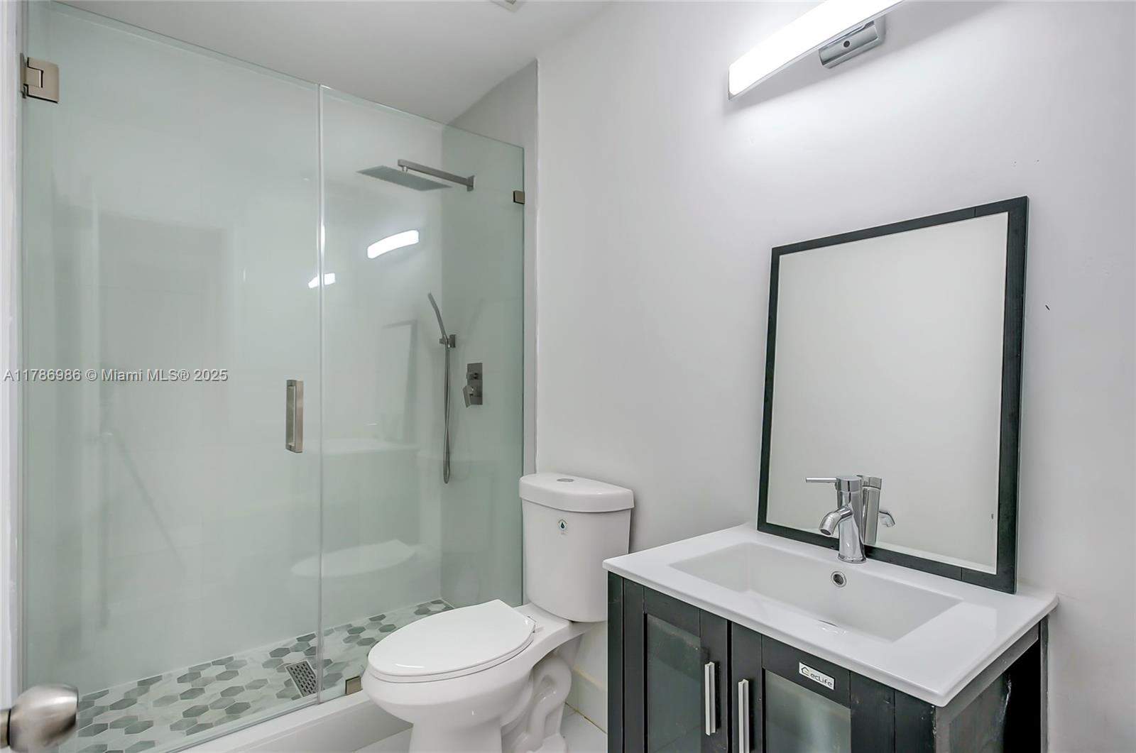 PINE GROVE CONDO - Residential Lease