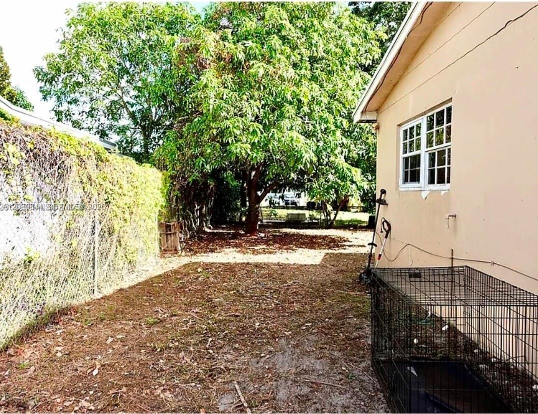 HONEYHILL ESTS SEC 1 1ST - Residential Lease