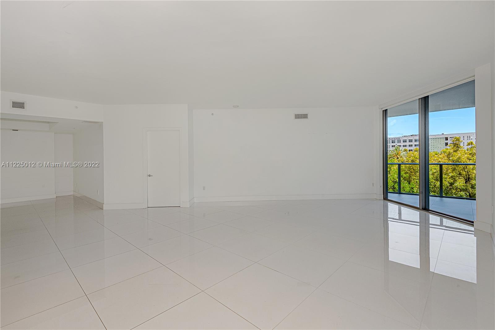 MARINA PALMS RESIDENCES N - Residential