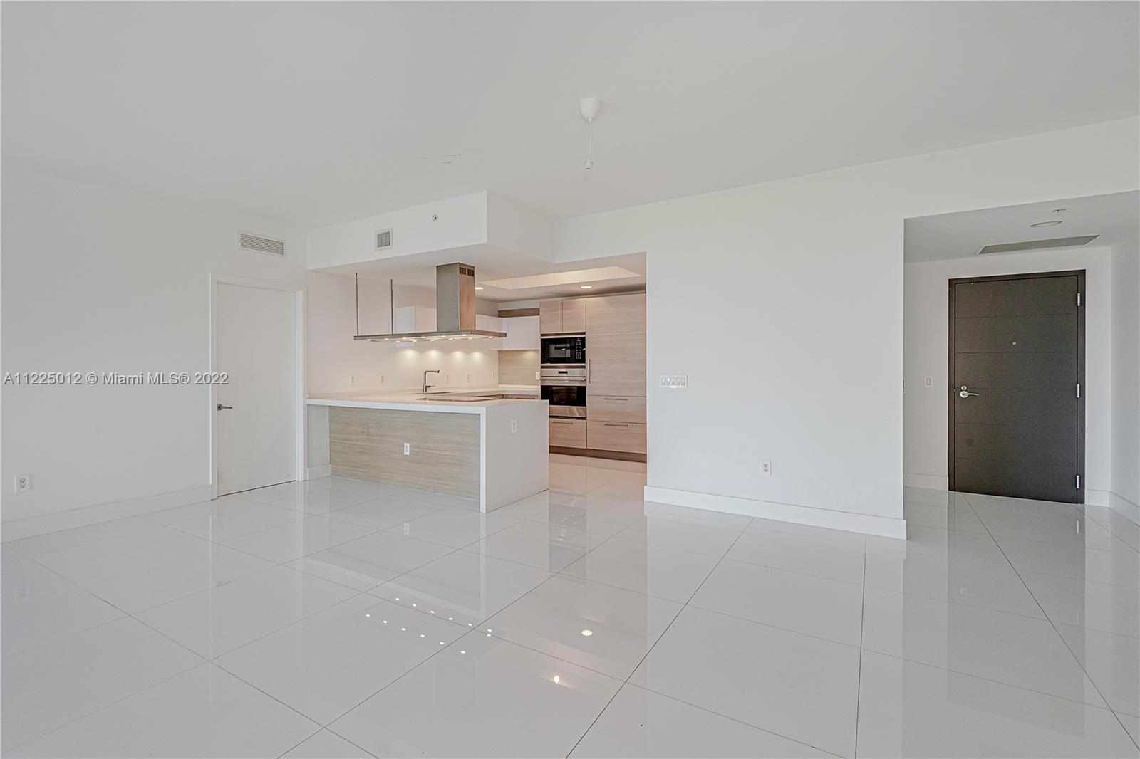 MARINA PALMS RESIDENCES N - Residential