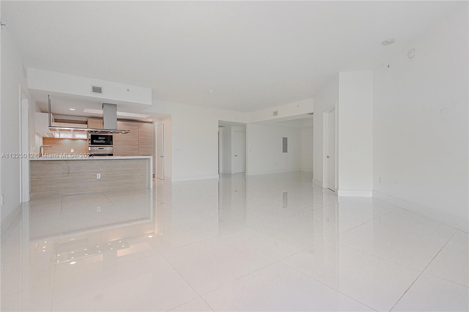 MARINA PALMS RESIDENCES N - Residential