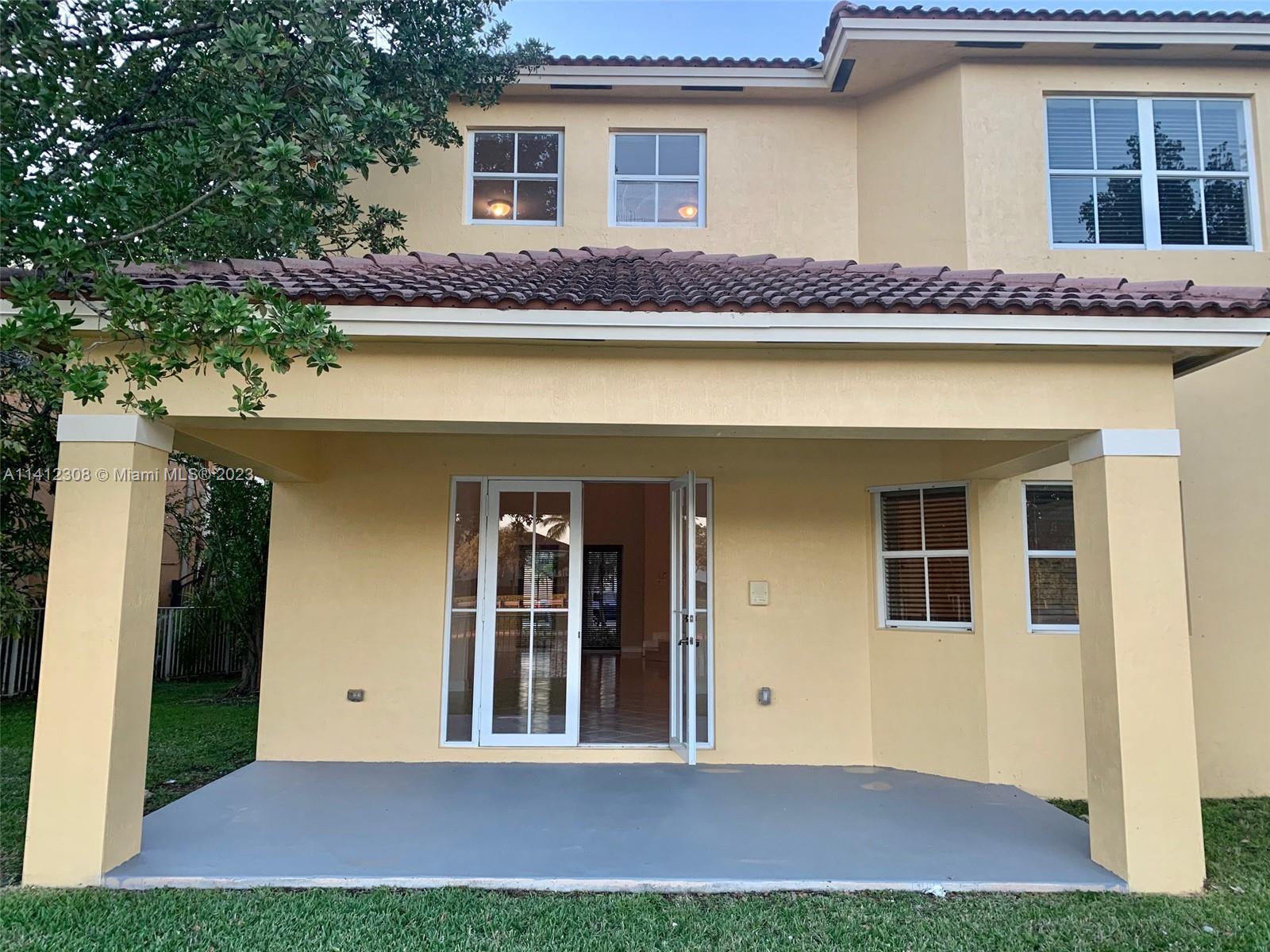 KENDALLAND - Residential Lease