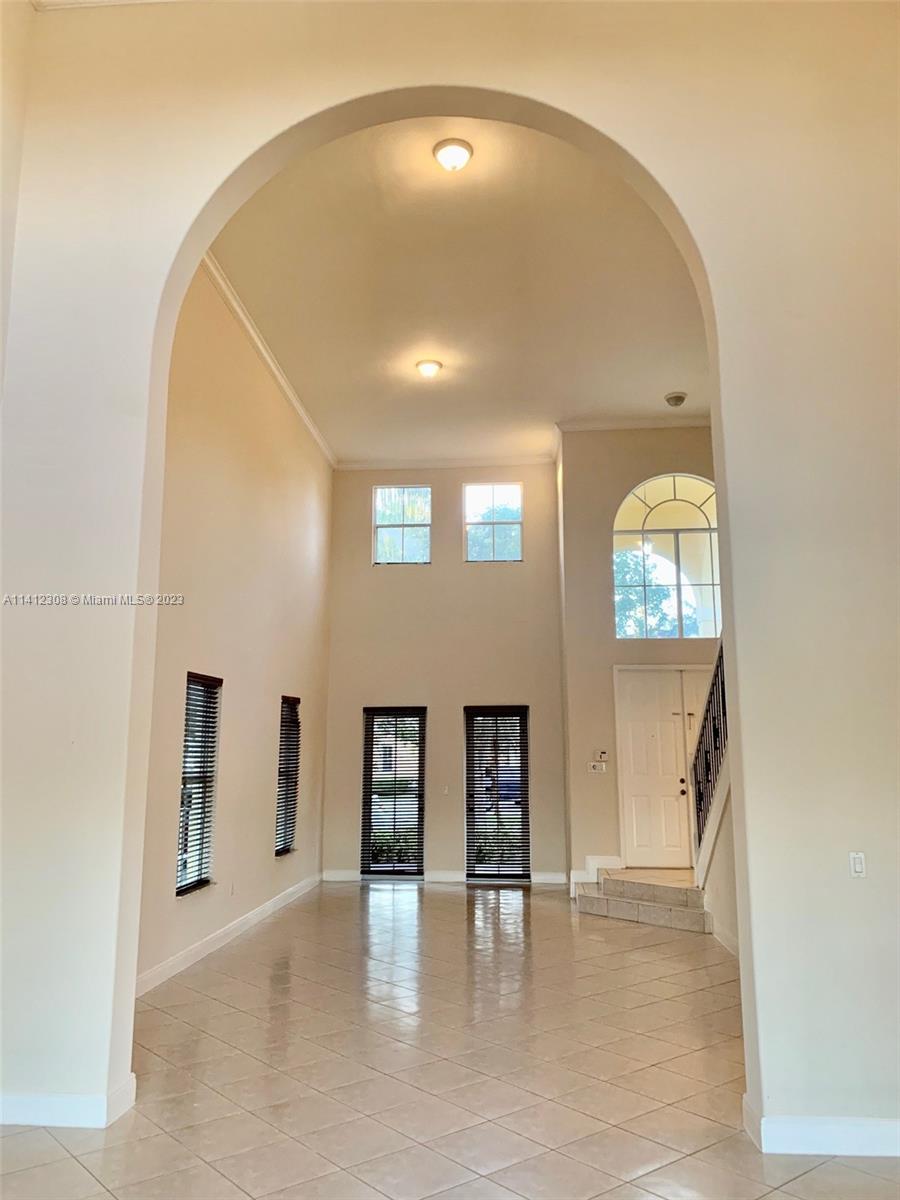KENDALLAND - Residential Lease