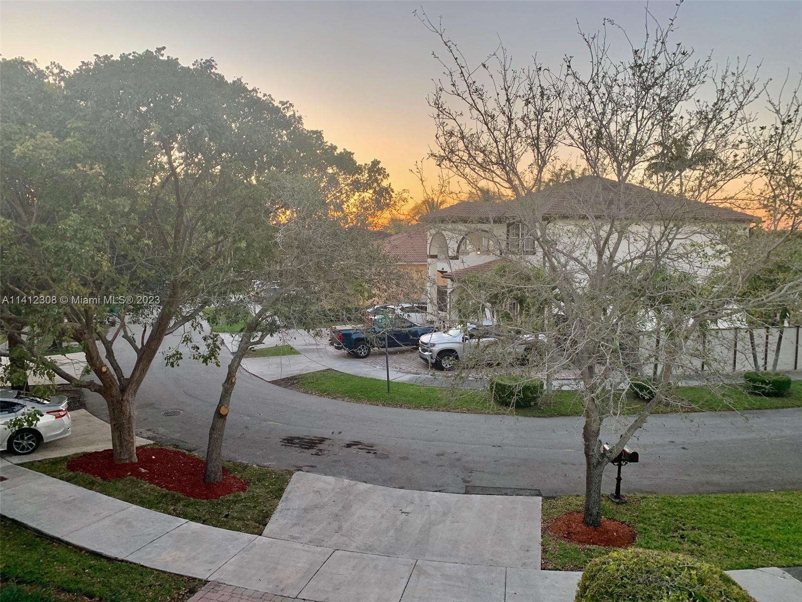 KENDALLAND - Residential Lease