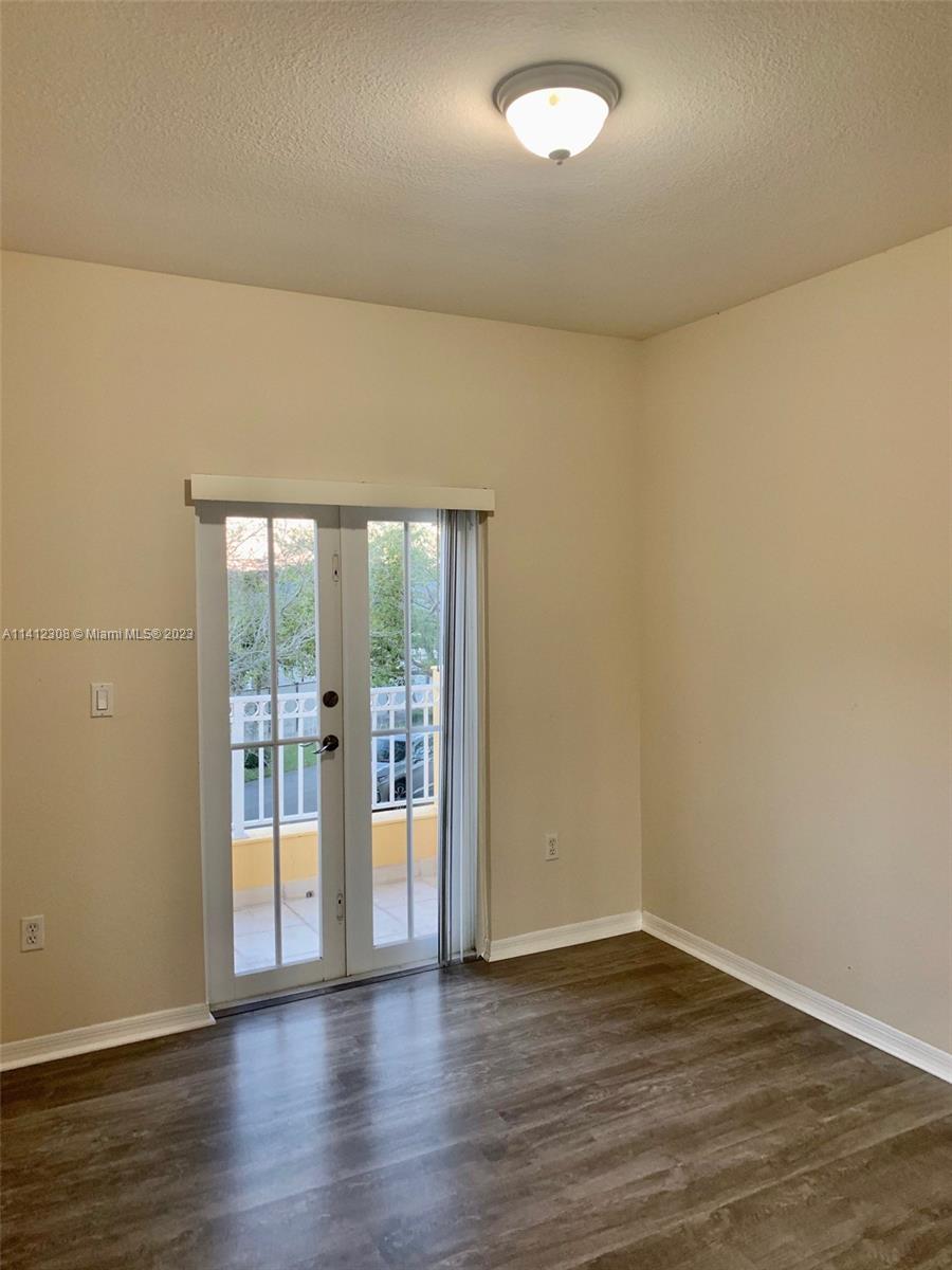 KENDALLAND - Residential Lease