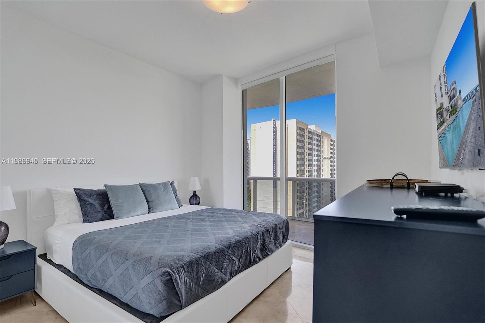 TDR TOWER I CONDO - Residential