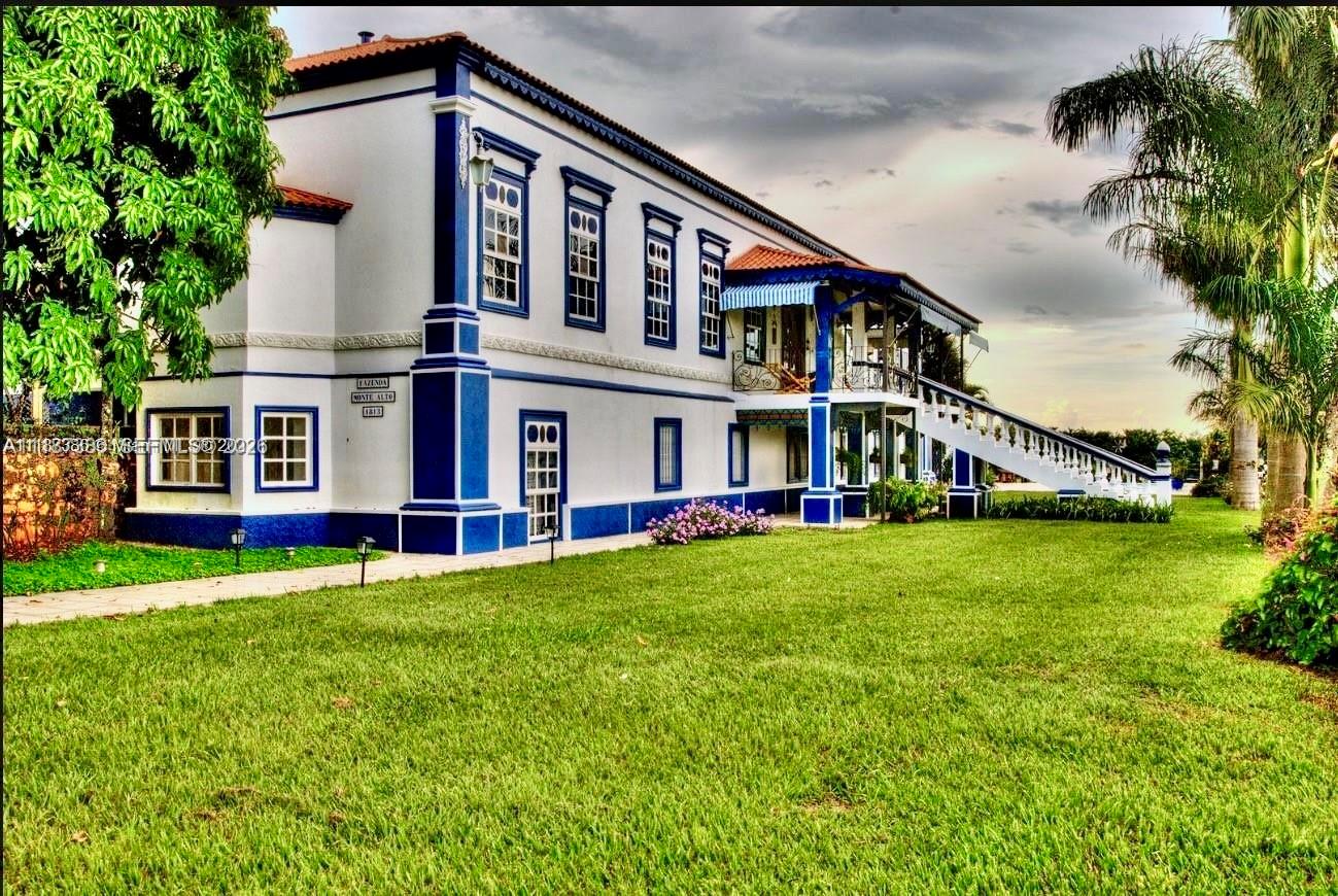 Coffee Producer Farm, since 1813,.Centennial headquarters:21,527 SF(2,000m2)built area;Renovated house,classic contemporary furniture decorating,antiques,10 suites, library,movie theater, bars,balconies, wet& dry saunas,Jacuzzi, 5 fireplaces, Gym,wi-fi;party room,barbecue;Special salt water pool12.50X6.00meters;Paved internal roads,landscaped park,and more;Headquarters Appraised R$4M; Coffee Production and Industrialization;Plantation350,000 feet;High production: 400,000 trees, 2400 clean bags /year; Rainforest and Fair Trade certified, registered prievite label, Purple and Mixed Soil; coffee processing;irrigation system;90%Coffee beans exported,Under analysis spring mineral water; 1brand new semi artesian wells 306m deep,+3 others,ap.15,000 l/h-each;4 lakes,4 springs. UTZ Certified,the world highest coffee certification of sustainability. Located at kilometer 190 of highway SP-215 between Sao Carlos e Jaú , 265km from São Paulo Capital, 50Km from Araraquara, 35 KM - Jaú , 40 KM - São Carlos, nearest private airport 4 km (Eco Resort Santa Eliza).
