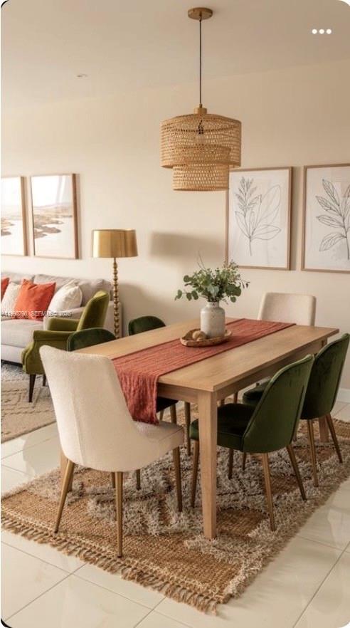 HOLLYWOOD GARDENS - Residential
