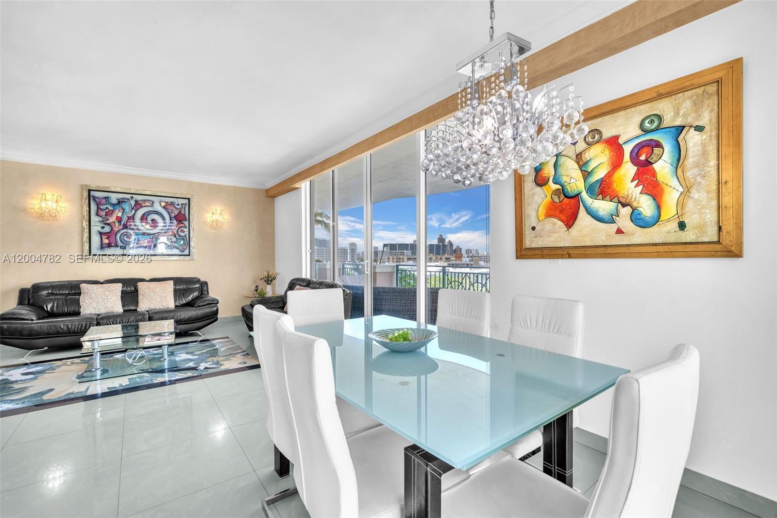 KING DAVID OF SUNNY ISLES - Residential