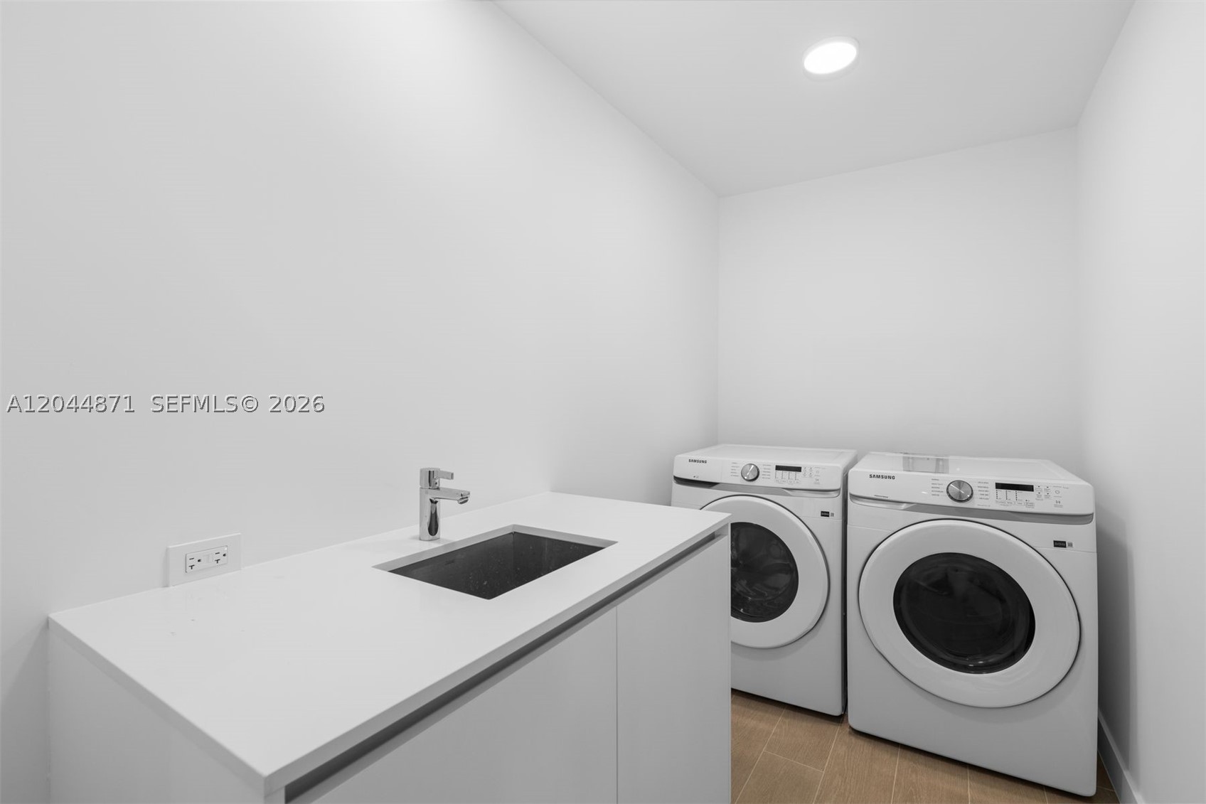 Five Park Miami Beach - Residential