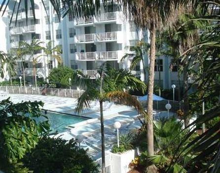 MONTECARLO CONDO - Residential