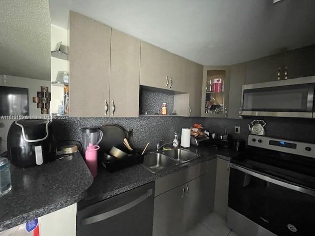 MONTECARLO CONDO - Residential