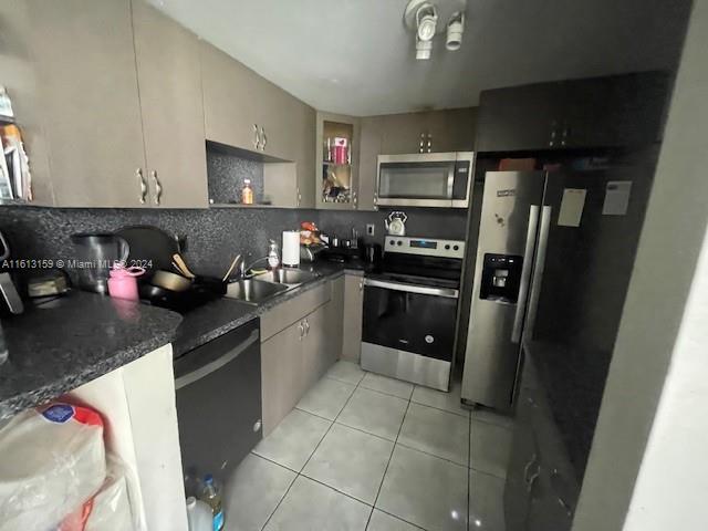 MONTECARLO CONDO - Residential