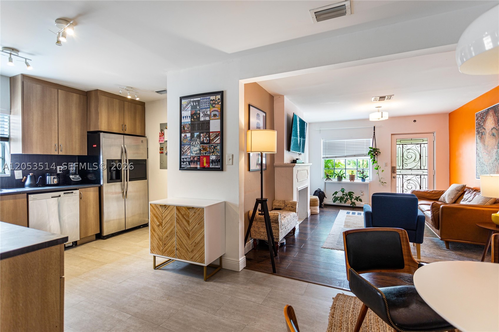 CORAL NOOK - Residential Lease