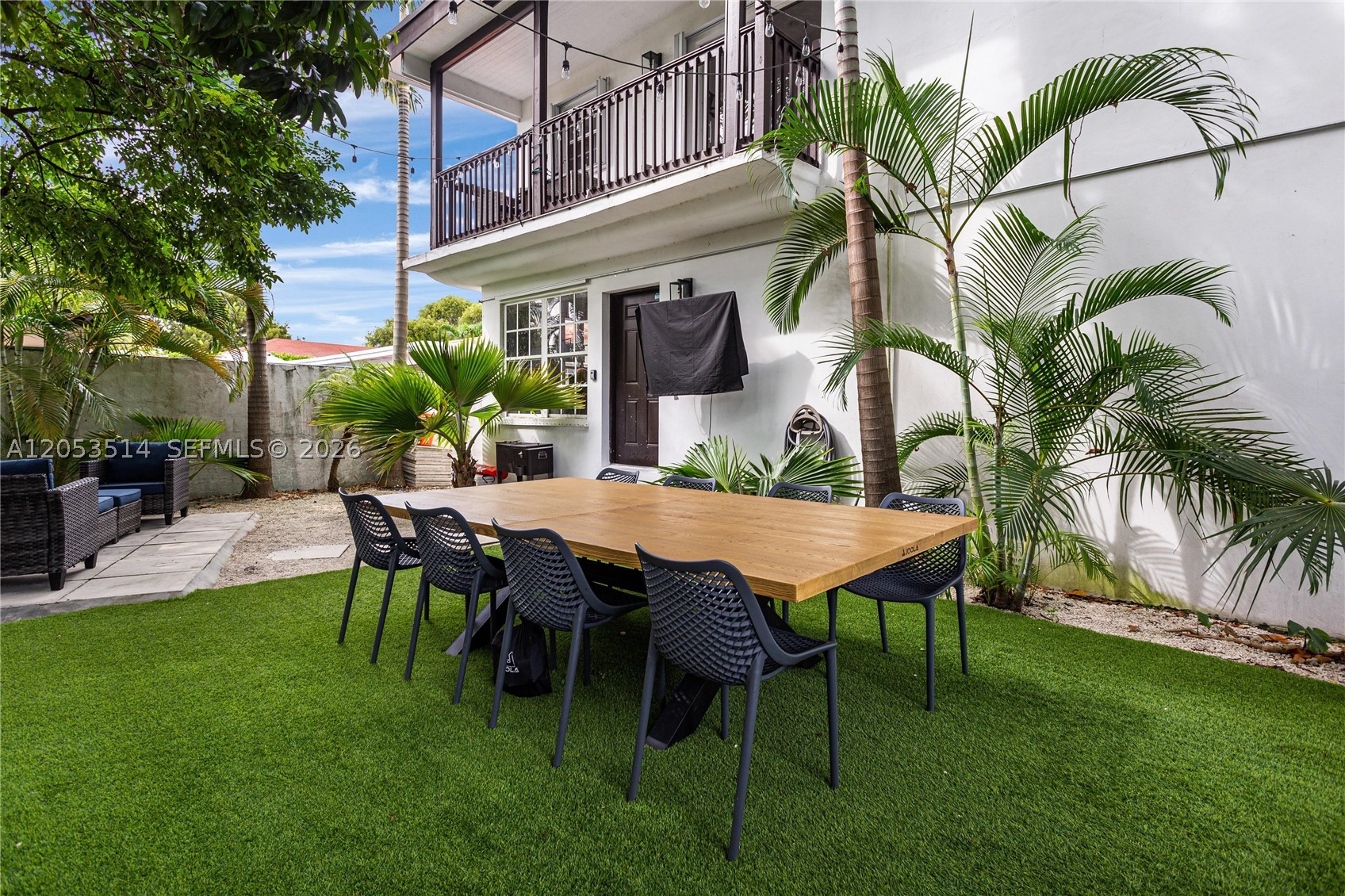 CORAL NOOK - Residential Lease