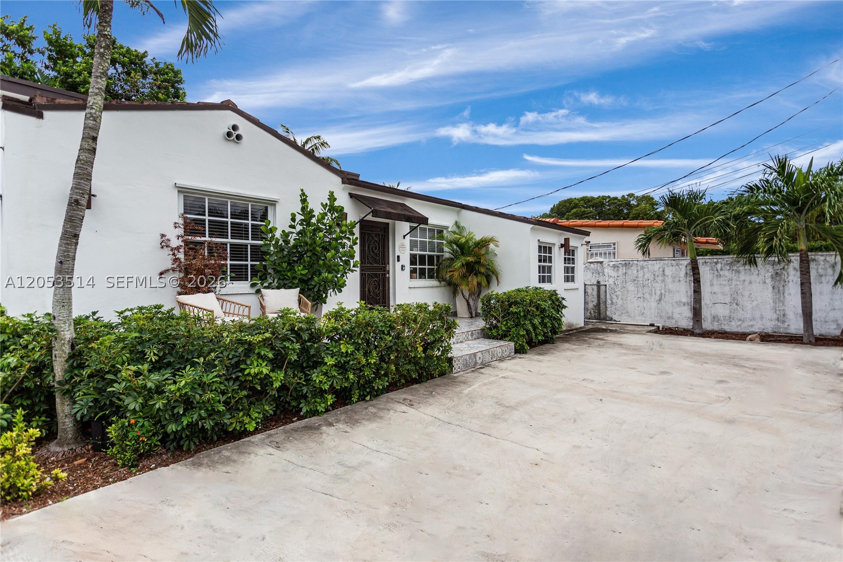 CORAL NOOK - Residential Lease
