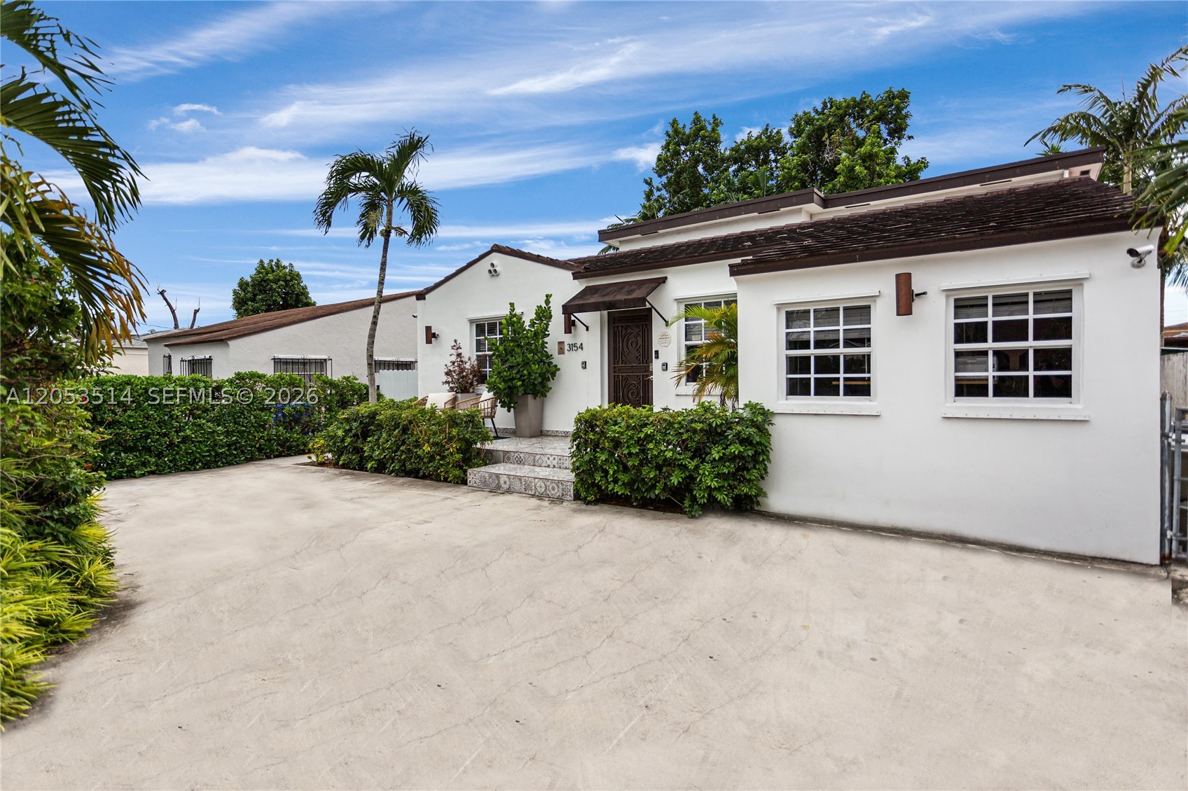 CORAL NOOK - Residential Lease