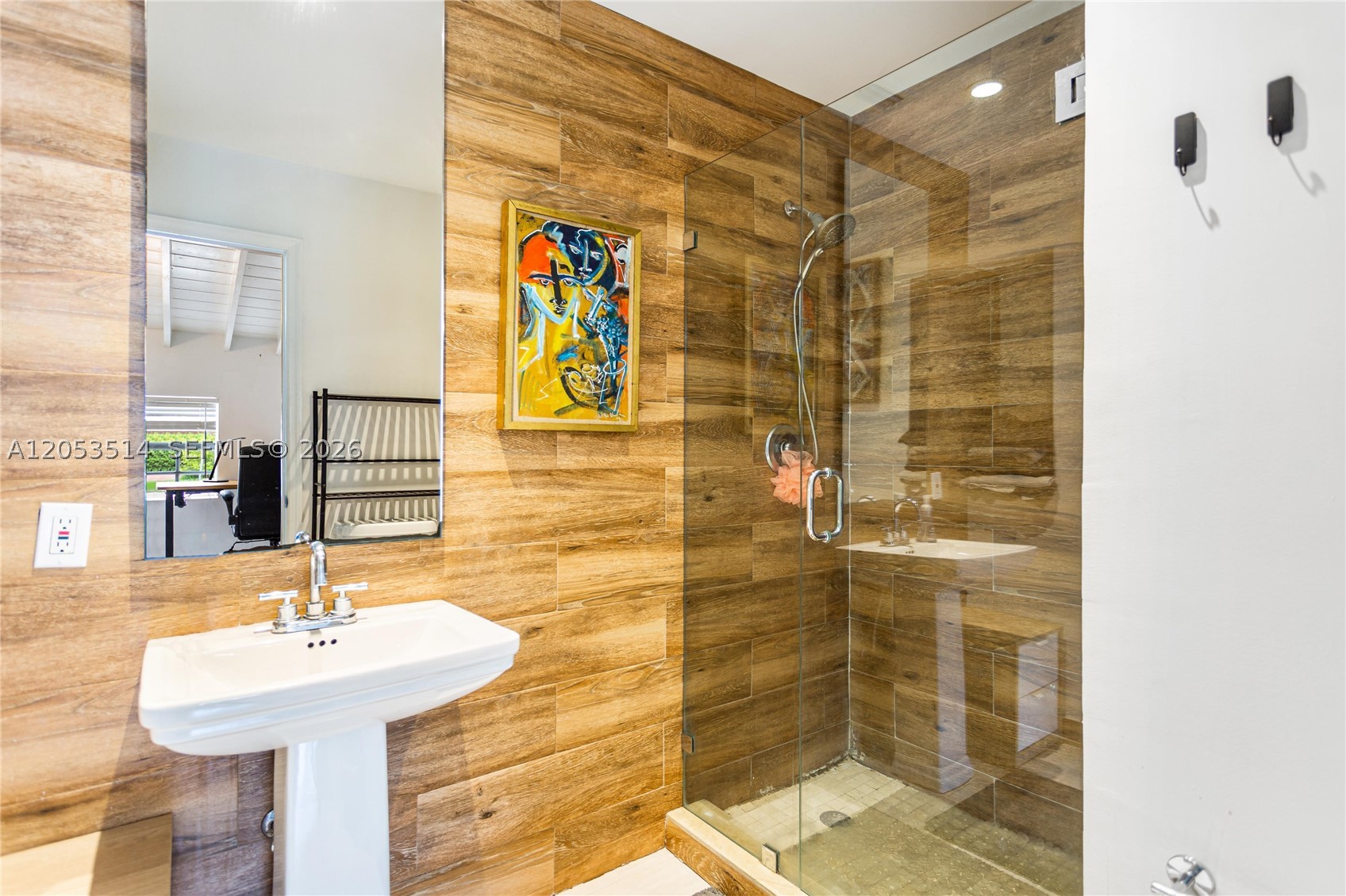 CORAL NOOK - Residential Lease