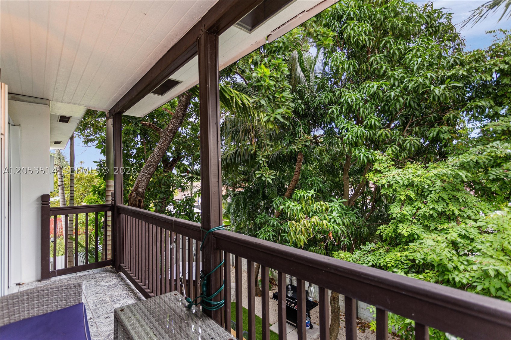 CORAL NOOK - Residential Lease