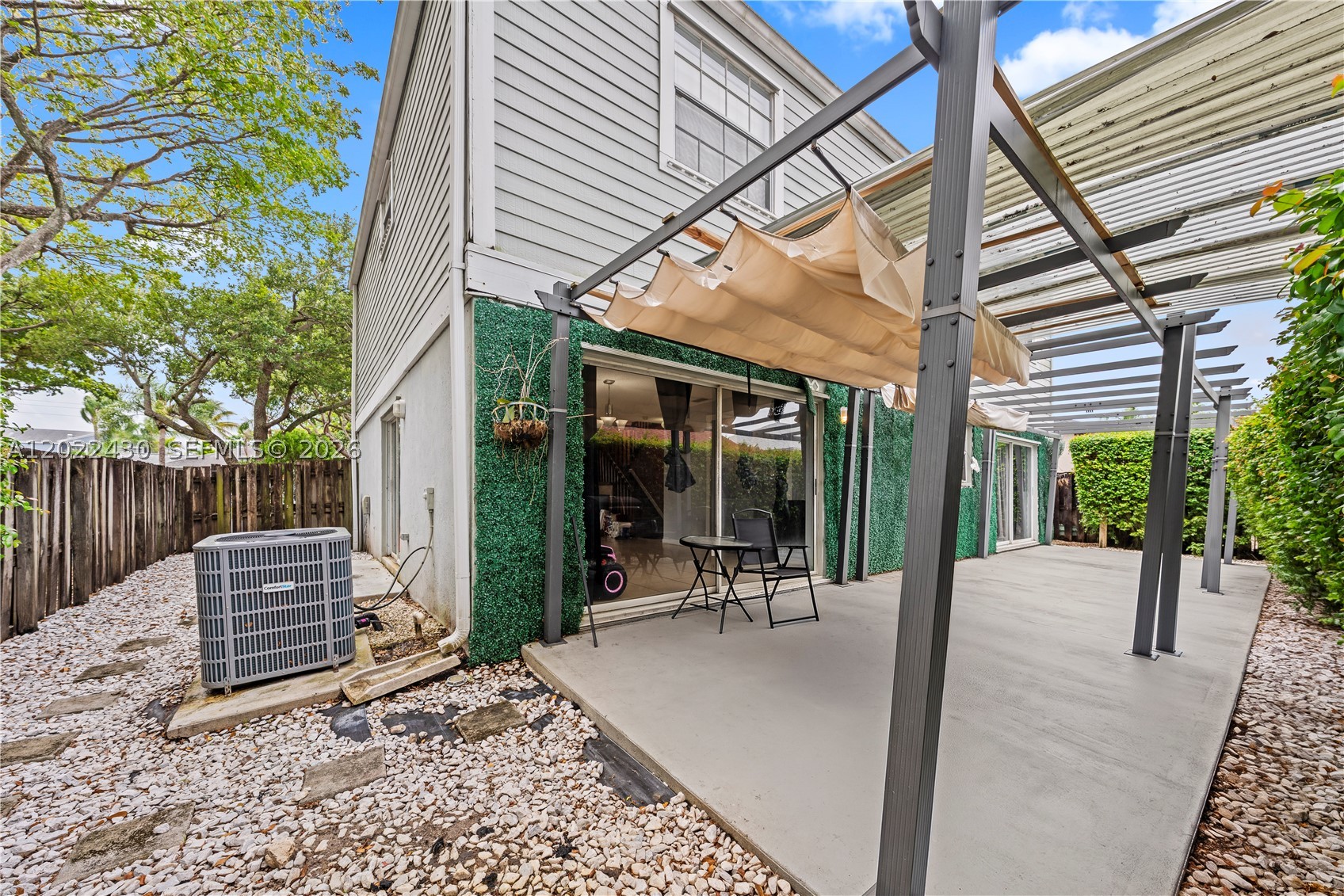 LAKES BY THE BAY SEC 6 - Residential