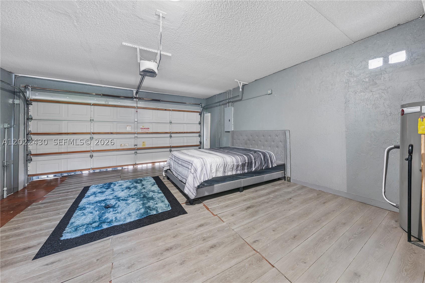 LAKES BY THE BAY SEC 6 - Residential