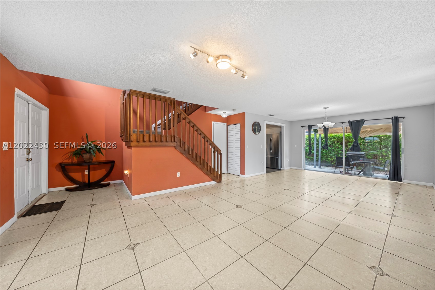 LAKES BY THE BAY SEC 6 - Residential
