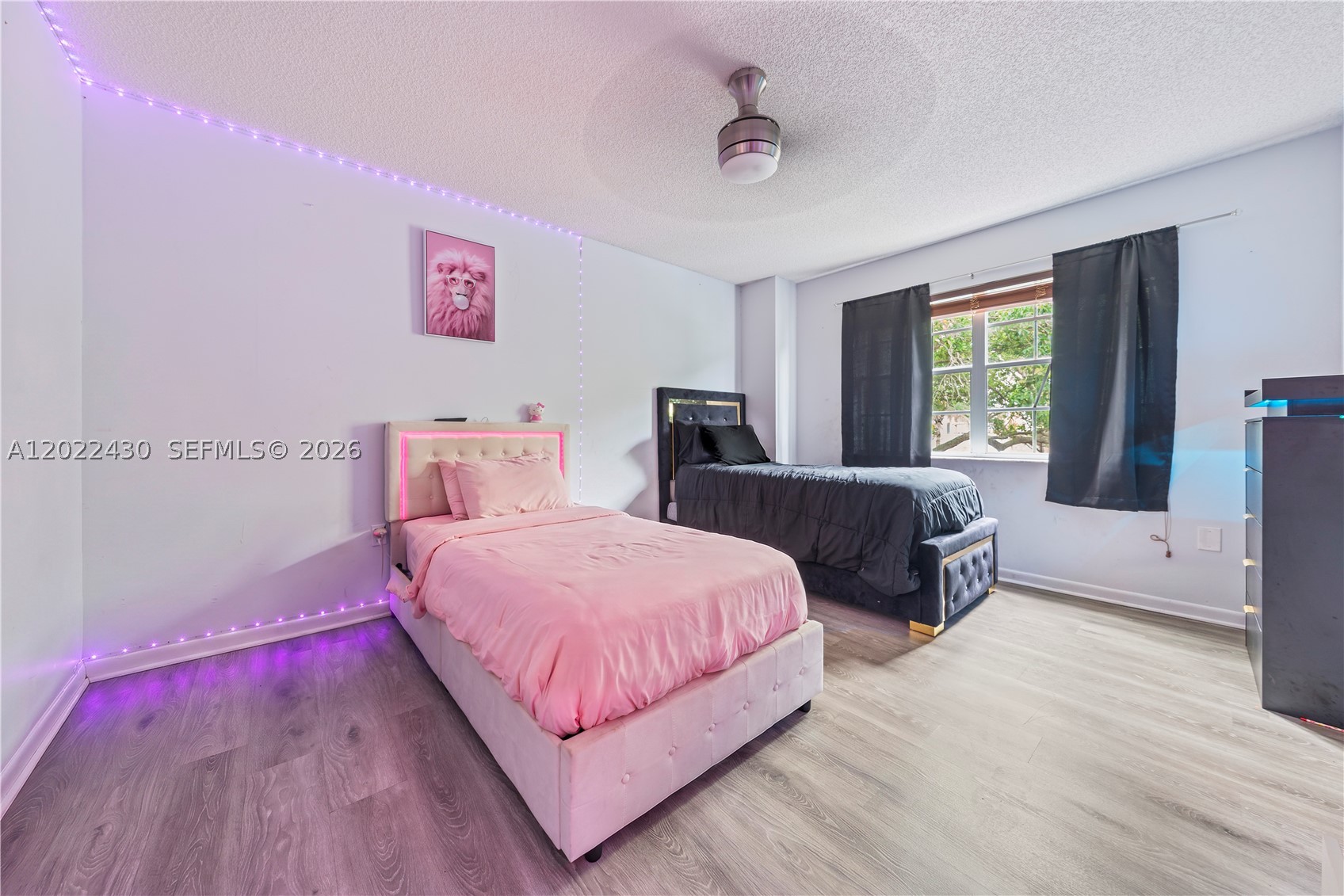 LAKES BY THE BAY SEC 6 - Residential
