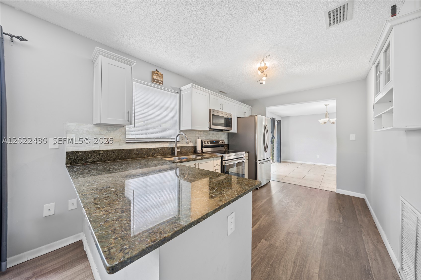 LAKES BY THE BAY SEC 6 - Residential