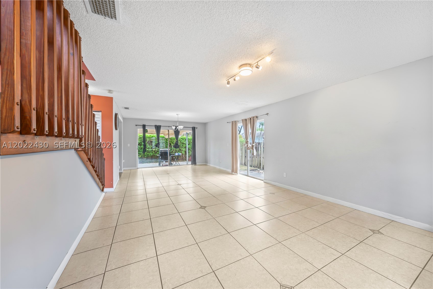 LAKES BY THE BAY SEC 6 - Residential